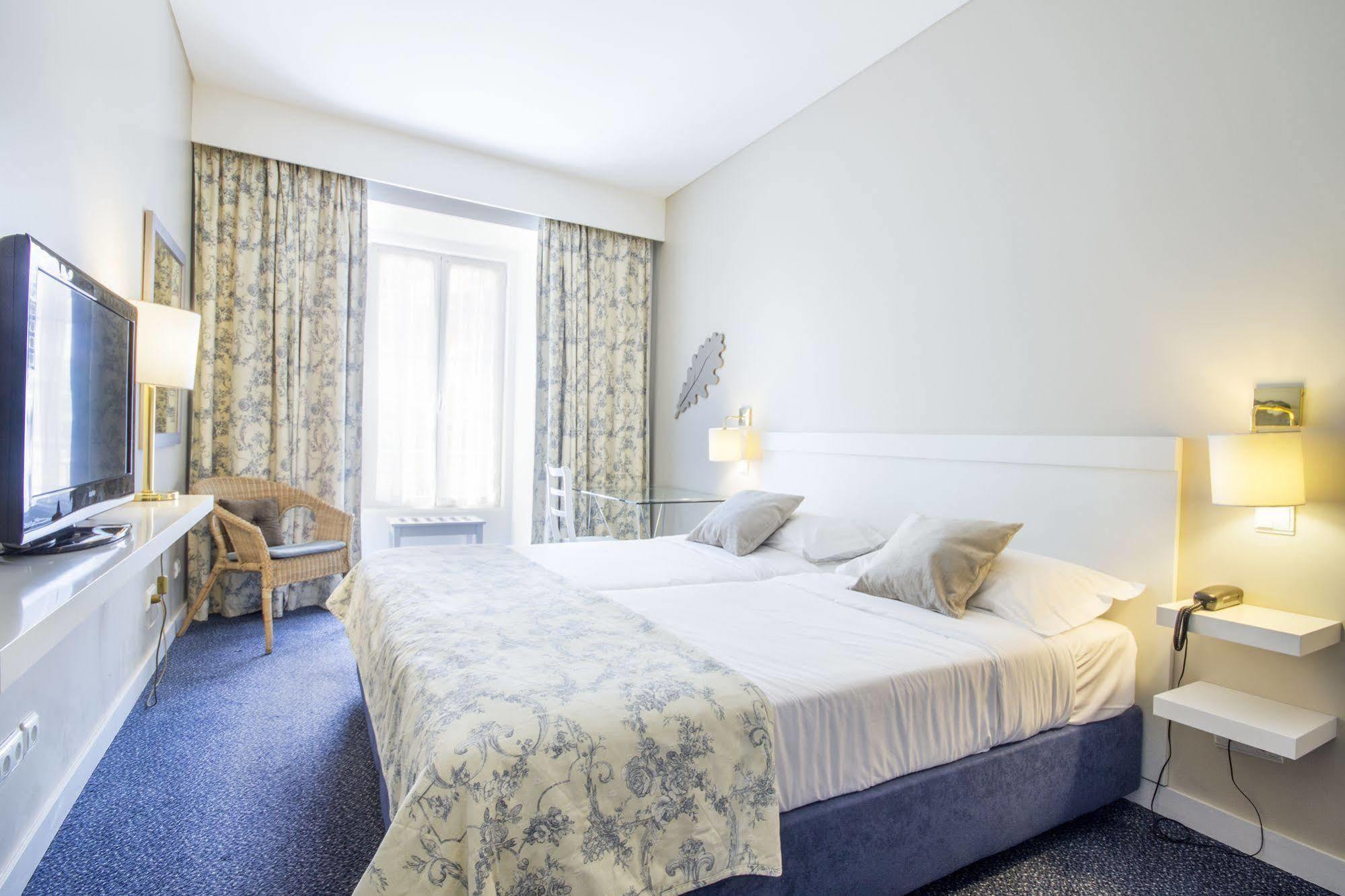 Hotel Apartamentos Geres Ribeiro Eksteriør bilde